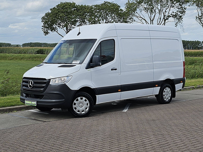 Mercedes-Benz Sprinter 317 L2H2 3.5T-Trekhaak! - Panelvan: fotoğraf 2 Mercedes-Benz Sprinter 317 L2H2 3.5T-Trekhaak! - Panelvan: fotoğraf 2