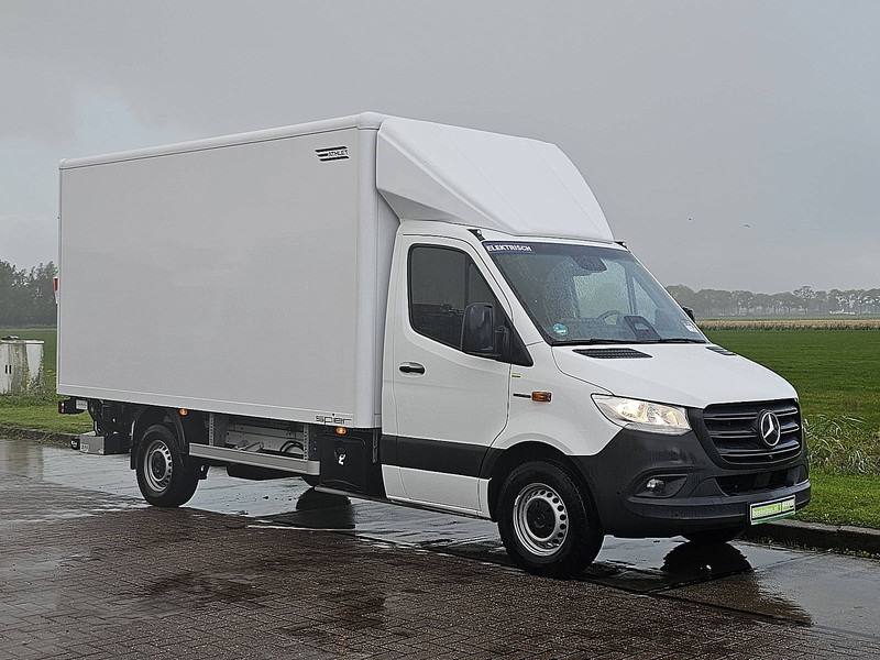Mercedes-Benz eSprinter Bakwagen Laadklep! - Kapalı kasa kamyonet, Elektrikli kamyonet: fotoğraf 5 Mercedes-Benz eSprinter Bakwagen Laadklep! - Kapalı kasa kamyonet, Elektrikli kamyonet: fotoğraf 5