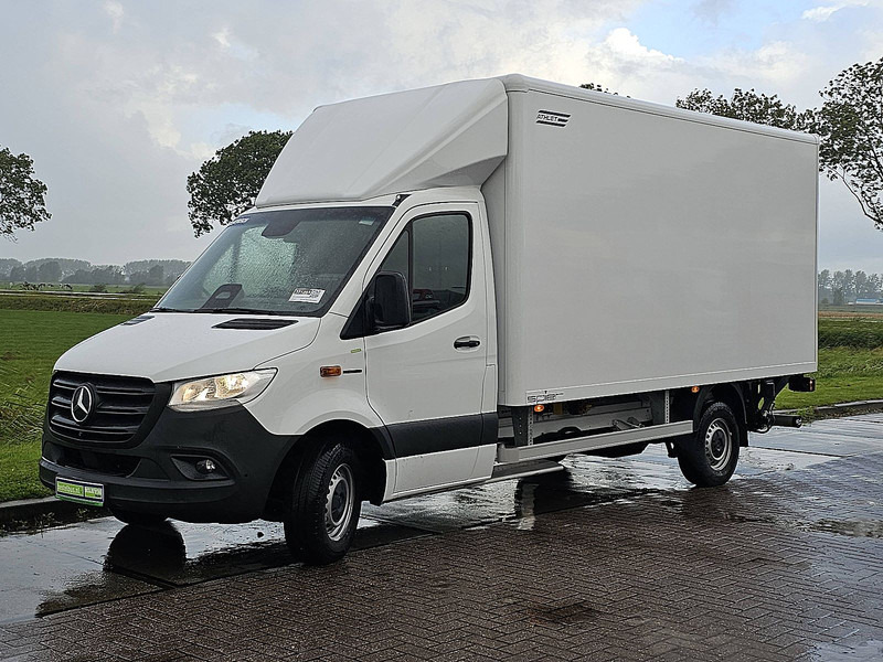 Mercedes-Benz eSprinter Bakwagen Laadklep! - Kapalı kasa kamyonet, Elektrikli kamyonet: fotoğraf 2 Mercedes-Benz eSprinter Bakwagen Laadklep! - Kapalı kasa kamyonet, Elektrikli kamyonet: fotoğraf 2
