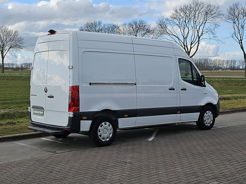 Mercedes-Benz eSprinter E-SRINTER AUT. L2H2 - Panelvan, Elektrikli kamyonet: fotoğraf 3 Mercedes-Benz eSprinter E-SRINTER AUT. L2H2 - Panelvan, Elektrikli kamyonet: fotoğraf 3