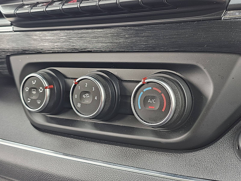 Renault Trafic 2.0 DCI ac aut. 9 pers EURO6 finansal kiralama Renault Trafic 2.0 DCI ac aut. 9 pers EURO6: fotoğraf 10 Renault Trafic 2.0 DCI ac aut. 9 pers EURO6 finansal kiralama Renault Trafic 2.0 DCI ac aut. 9 pers EURO6: fotoğraf 10