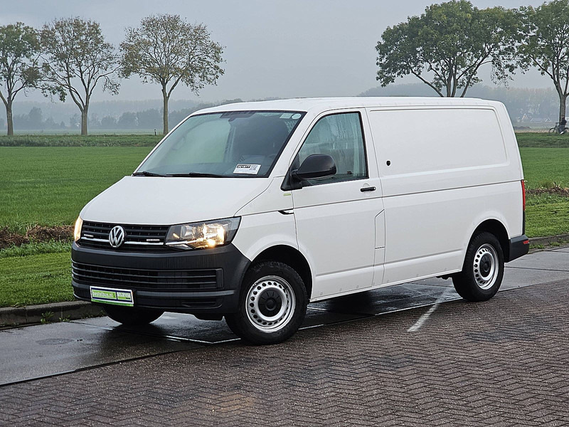 Volkswagen Transporter 2.0 TDI ac EURO6 - Küçük panelvan: fotoğraf 2 Volkswagen Transporter 2.0 TDI ac EURO6 - Küçük panelvan: fotoğraf 2