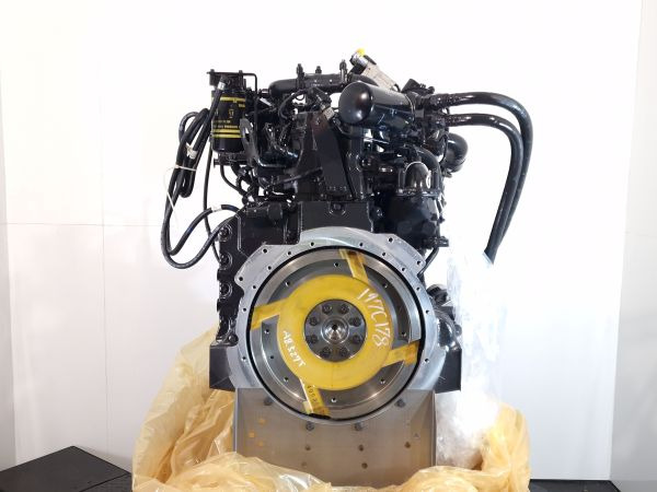 Cummins/Komatsu QSB4.5/SAA4D107E-3 Engine (Plant) - Motor - İş makinaları: fotoğraf 3 Cummins/Komatsu QSB4.5/SAA4D107E-3 Engine (Plant) - Motor - İş makinaları: fotoğraf 3