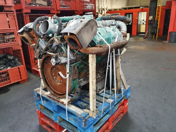 Deutz TCD2015 V08 - Motor - Endüstriyel makine: fotoğraf 5 Deutz TCD2015 V08 - Motor - Endüstriyel makine: fotoğraf 5