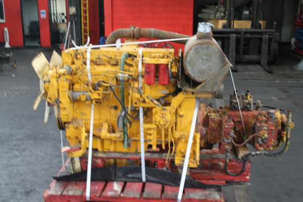 Komatsu 6 cyl/S6D - Motor - İş makinaları: fotoğraf 4 Komatsu 6 cyl/S6D - Motor - İş makinaları: fotoğraf 4
