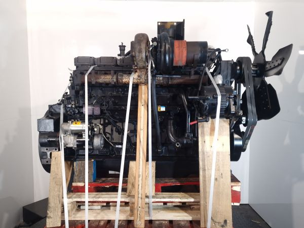 Komatsu SAA6D140E-2 Engine (Plant) PC800 Excavator - Motor - İş makinaları: fotoğraf 4 Komatsu SAA6D140E-2 Engine (Plant) PC800 Excavator - Motor - İş makinaları: fotoğraf 4