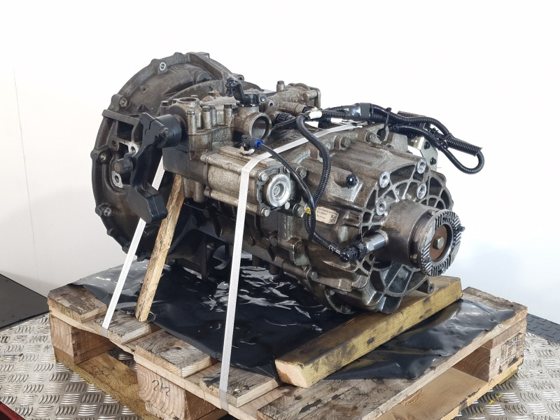 ZF Ecolite 6S800TO Renault Spec Gearbox - Vites kutusu: fotoğraf 4 ZF Ecolite 6S800TO Renault Spec Gearbox - Vites kutusu: fotoğraf 4