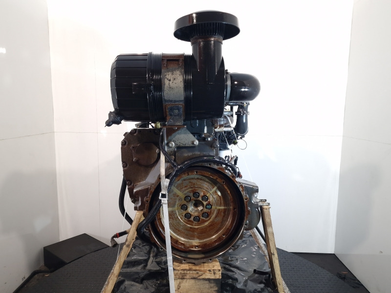 Iveco/Cummins F4GE0685D*F650 Engine (Industrial) - Motor - Endüstriyel makine: fotoğraf 3 Iveco/Cummins F4GE0685D*F650 Engine (Industrial) - Motor - Endüstriyel makine: fotoğraf 3