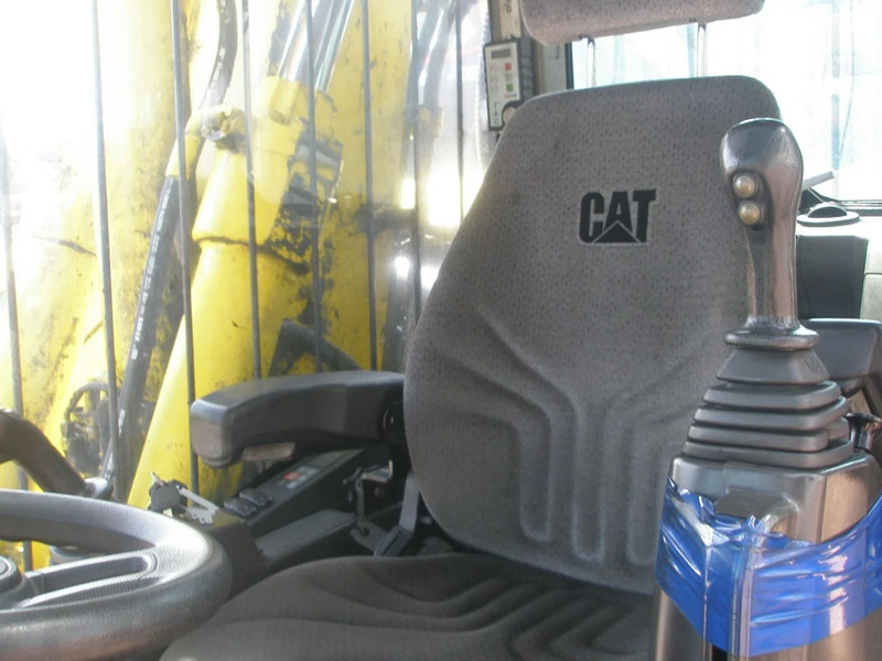 Tekerlekli ekskavatör Caterpillar M318F: fotoğraf 6