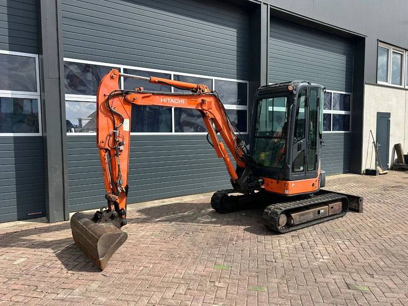 Hitachi ZX35U-2 - Mini ekskavatör: fotoğraf 1 Hitachi ZX35U-2 - Mini ekskavatör: fotoğraf 1