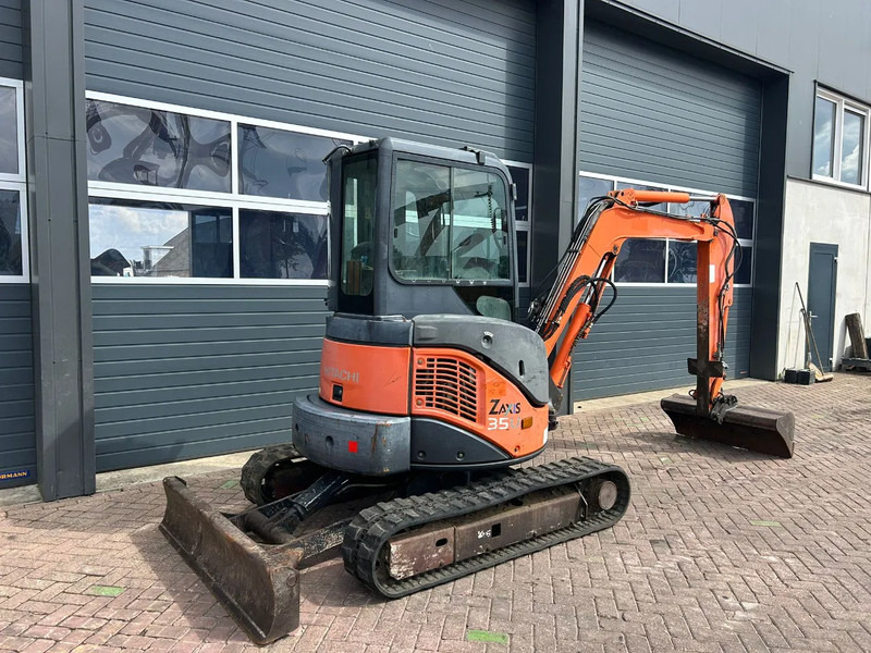 Hitachi ZX35U-2 - Mini ekskavatör: fotoğraf 4 Hitachi ZX35U-2 - Mini ekskavatör: fotoğraf 4