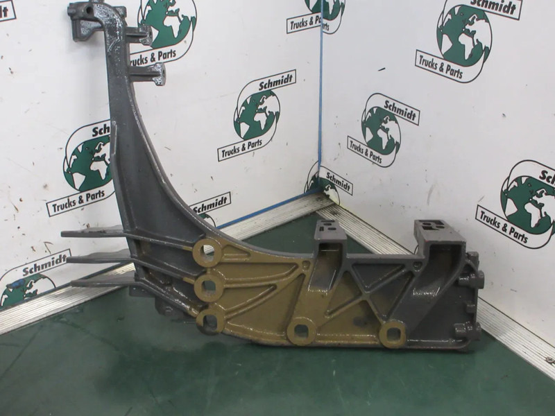 DAF 2035146 BUMPER STEUN RECHT DAF XF CF EURO 6 - Çerçeve/ Şasi - Kamyon: fotoğraf 2 DAF 2035146 BUMPER STEUN RECHT DAF XF CF EURO 6 - Çerçeve/ Şasi - Kamyon: fotoğraf 2