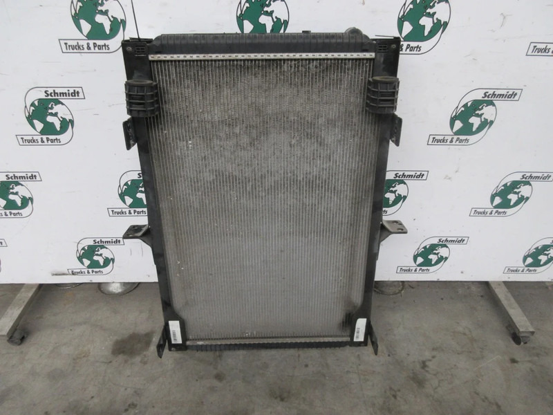 Renault PREMIUM 7421699253 RADIATEUR HELA 8MK 376 745- 151 - Radyatör - Kamyon: fotoğraf 2 Renault PREMIUM 7421699253 RADIATEUR HELA 8MK 376 745- 151 - Radyatör - Kamyon: fotoğraf 2