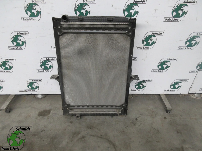Renault PREMIUM 7421699253 RADIATEUR HELA 8MK 376 745- 151 - Radyatör - Kamyon: fotoğraf 1 Renault PREMIUM 7421699253 RADIATEUR HELA 8MK 376 745- 151 - Radyatör - Kamyon: fotoğraf 1