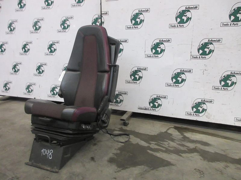 Volvo 23766412 // 23764396 STOELEN SET LUCHTGEVEERT R+L FM MODEL 2023 - Koltuk - Kamyon: fotoğraf 3 Volvo 23766412 // 23764396 STOELEN SET LUCHTGEVEERT R+L FM MODEL 2023 - Koltuk - Kamyon: fotoğraf 3