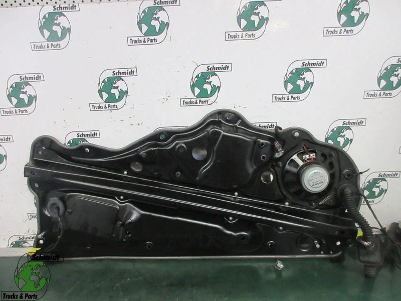 Volvo 84390128 // 24059324 RAAM MEGANIEK VOLVO FM 330 EURO 6 MODEL 2023 - Kabin ve iç mekan - Kamyon: fotoğraf 1 Volvo 84390128 // 24059324 RAAM MEGANIEK VOLVO FM 330 EURO 6 MODEL 2023 - Kabin ve iç mekan - Kamyon: fotoğraf 1