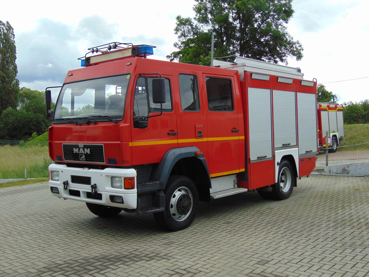 MAN LE14.260 4x4 MAGIRUS - İtfaiye aracı: fotoğraf 1 MAN LE14.260 4x4 MAGIRUS - İtfaiye aracı: fotoğraf 1