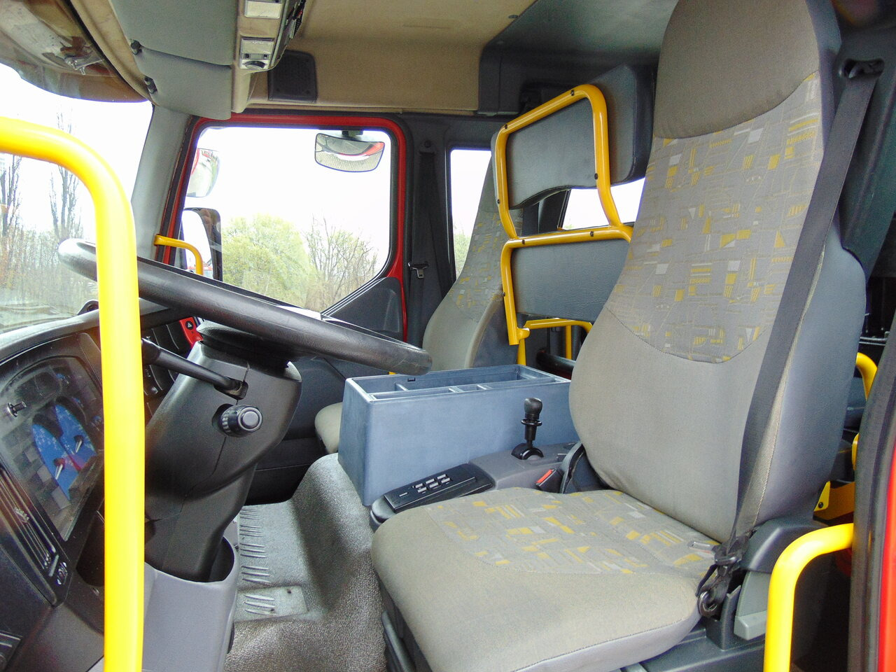 İtfaiye aracı RENAULT Midlum 270dCi SIDES TOP: fotoğraf 17