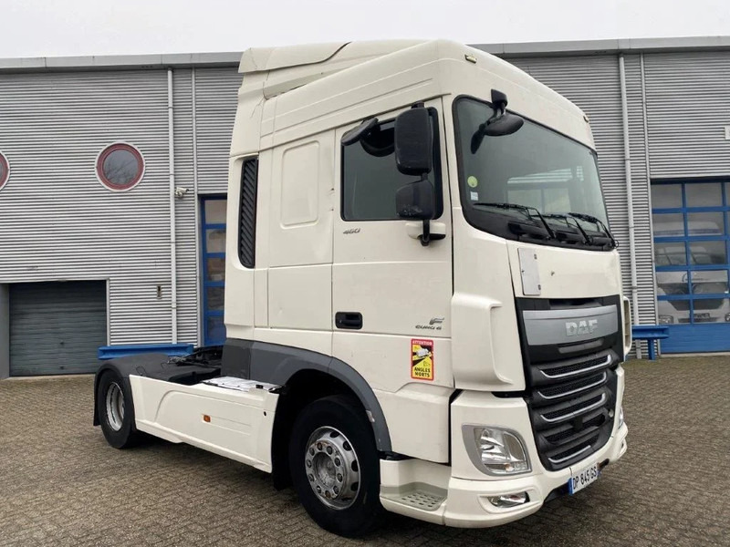 DAF XF106-460 / AUTOMATIC / DEB / PARKCOOL / AIRCO / EURO-6 / 2015 - Çekici: fotoğraf 2 DAF XF106-460 / AUTOMATIC / DEB / PARKCOOL / AIRCO / EURO-6 / 2015 - Çekici: fotoğraf 2