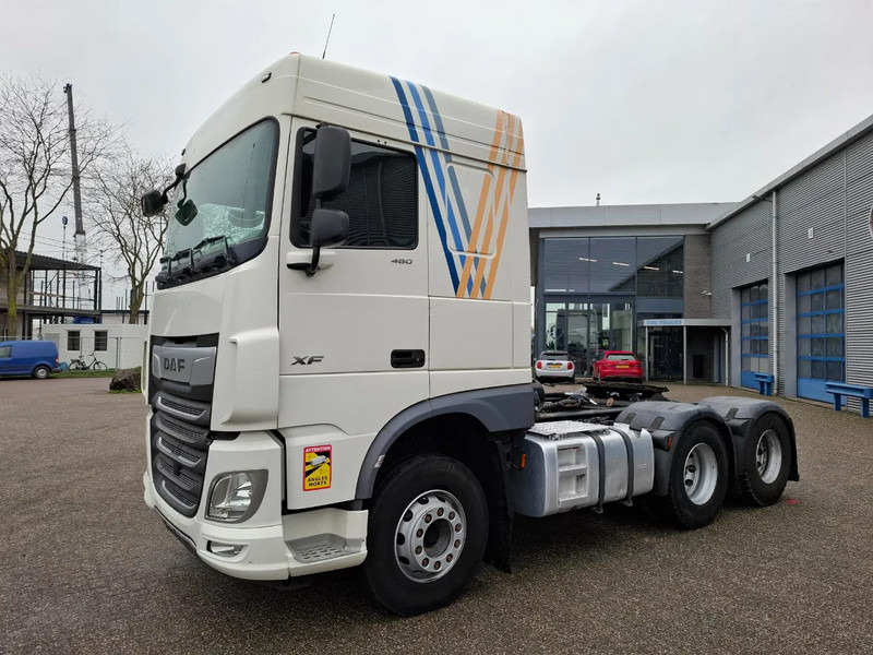 DAF XF106-480 / 6X4 / INTARDER / HYDRAULICS / ONLY:455958 KM / TECHNICAL 70 TON / SMART TACHO / INLINER / LWDS / AUTOMATIC / EURO-6 - Çekici: fotoğraf 1 DAF XF106-480 / 6X4 / INTARDER / HYDRAULICS / ONLY:455958 KM / TECHNICAL 70 TON / SMART TACHO / INLINER / LWDS / AUTOMATIC / EURO-6 - Çekici: fotoğraf 1