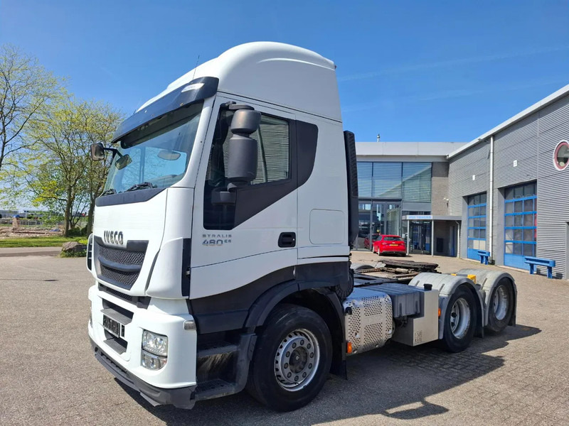 Iveco Stralis 440 / HYDRAULICS / BOOGIE / FRIDGE / 2XBED / 620664 KM / AIRCO / AUTOMATIC / EURO-6 / 2015 - Çekici: fotoğraf 1 Iveco Stralis 440 / HYDRAULICS / BOOGIE / FRIDGE / 2XBED / 620664 KM / AIRCO / AUTOMATIC / EURO-6 / 2015 - Çekici: fotoğraf 1
