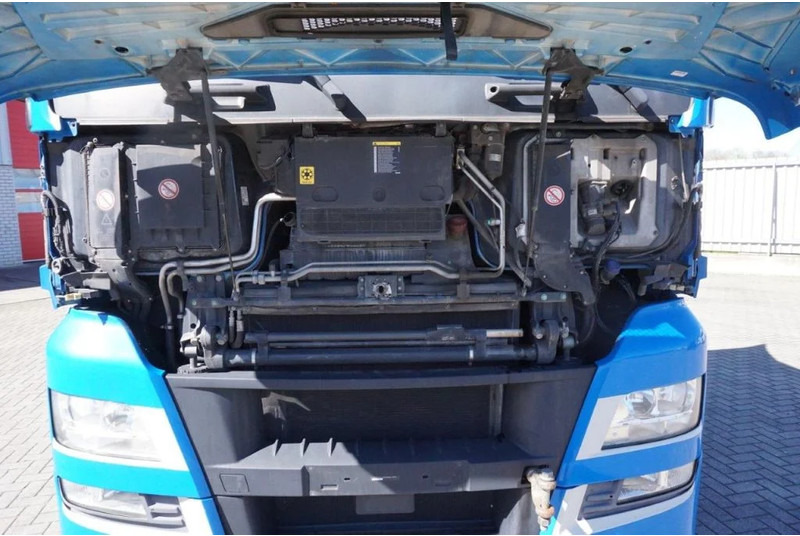 MAN TGX 18.400 / AUTOMATIC / DOUBLE TANK / ENGINE PROBLEMS / EURO-6 / 2016 - Çekici: fotoğraf 5 MAN TGX 18.400 / AUTOMATIC / DOUBLE TANK / ENGINE PROBLEMS / EURO-6 / 2016 - Çekici: fotoğraf 5