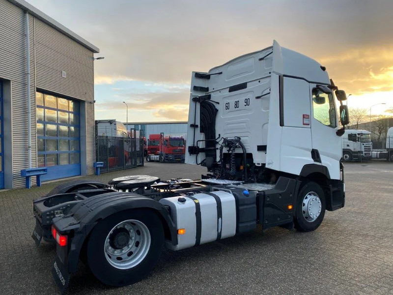 Renault T480 COMFORT / DOUBLE TANK / LWDS / AIRCO / 2XBED / AUTOMATIC / EURO-6 / 2016 - Çekici: fotoğraf 5 Renault T480 COMFORT / DOUBLE TANK / LWDS / AIRCO / 2XBED / AUTOMATIC / EURO-6 / 2016 - Çekici: fotoğraf 5