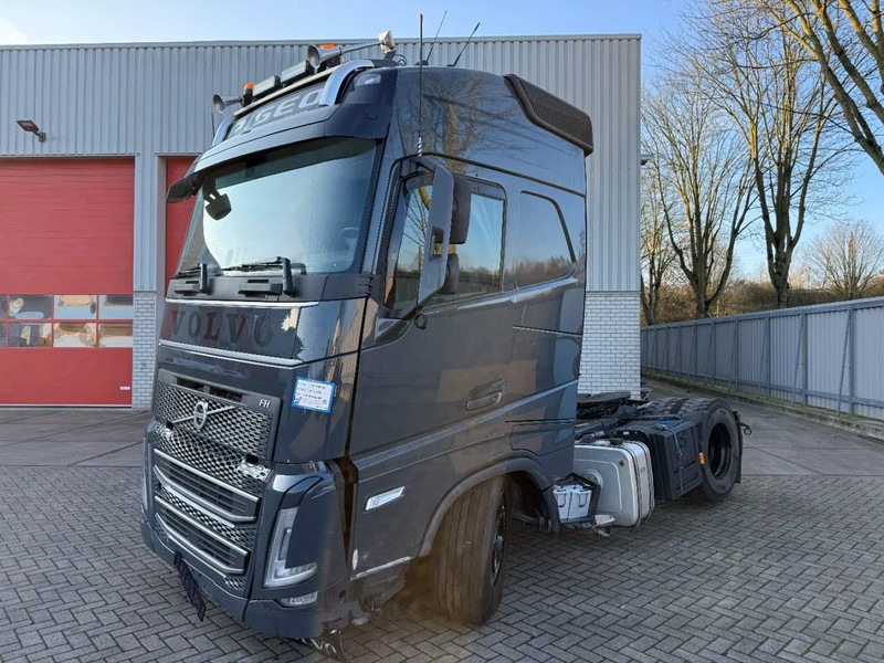 Volvo FH5-460 / VEB+ / HYDRAULICS / I-PARKCOOL / ONLY:188538 KM / FULL-AIR / ACC / LWDS / AUTOMATIC / EURO-6 / 2023 - Çekici: fotoğraf 1 Volvo FH5-460 / VEB+ / HYDRAULICS / I-PARKCOOL / ONLY:188538 KM / FULL-AIR / ACC / LWDS / AUTOMATIC / EURO-6 / 2023 - Çekici: fotoğraf 1
