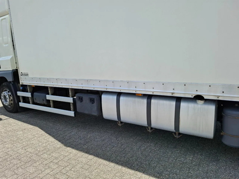 Kapalı kasa kamyon DAF CF 330 / VOLUME COMBI / THROUGH-LOADING SYSTEM / TUV:08-01-2026 / DEB / AIRCO / MANUAL / EURO-6 / 2016: fotoğraf 13