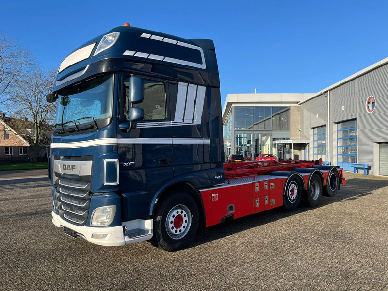 DAF XF106-530 8X2 / AJK HOOKLIFT 25000KG / 9 TON FRONT AXLE / NAVI / ONLY:612482 KM / SSC / AUTOMATIC / EURO-6 / 2019 - Kancalı yükleyici kamyon: fotoğraf 1 DAF XF106-530 8X2 / AJK HOOKLIFT 25000KG / 9 TON FRONT AXLE / NAVI / ONLY:612482 KM / SSC / AUTOMATIC / EURO-6 / 2019 - Kancalı yükleyici kamyon: fotoğraf 1