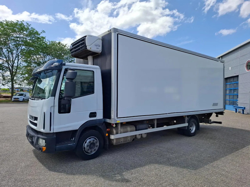 Iveco EuroCargo 120 / COOL TRUCK / CARRIER XARIOS 600 / PLATFORM 2000KG / ONLY:340634 KM / AIRCO / MANUAL / EURO-6 / 2014 - Izotermik kamyon: fotoğraf 1 Iveco EuroCargo 120 / COOL TRUCK / CARRIER XARIOS 600 / PLATFORM 2000KG / ONLY:340634 KM / AIRCO / MANUAL / EURO-6 / 2014 - Izotermik kamyon: fotoğraf 1