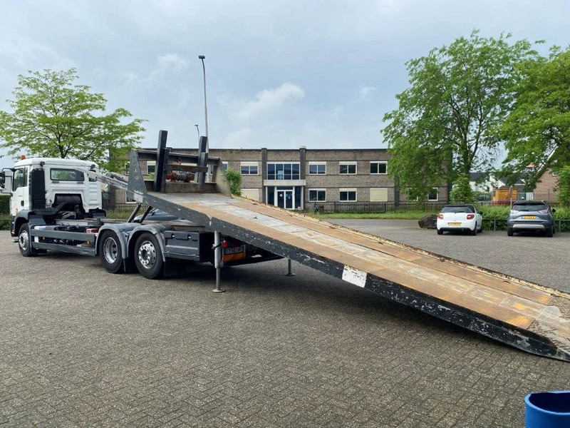 MAN TGA26.320 / SLIDING PLATEAU / WINCH / LIFT AXLE / MACHINE CARRIER / MANUAL / EURO-4 / 2007 - Sal/ Açık kasa kamyon: fotoğraf 5 MAN TGA26.320 / SLIDING PLATEAU / WINCH / LIFT AXLE / MACHINE CARRIER / MANUAL / EURO-4 / 2007 - Sal/ Açık kasa kamyon: fotoğraf 5