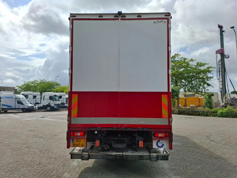 Renault T470 / CLEAN NL TRUCK / TUV:04-11-2025 / SLIDING ROOF / CURTAIN SAILS / SMART TACHO / ACC / LWDS / PLATFORM 2000KG / FRIDGE / AU - Kapalı kasa kamyon: fotoğraf 4 Renault T470 / CLEAN NL TRUCK / TUV:04-11-2025 / SLIDING ROOF / CURTAIN SAILS / SMART TACHO / ACC / LWDS / PLATFORM 2000KG / FRIDGE / AU - Kapalı kasa kamyon: fotoğraf 4