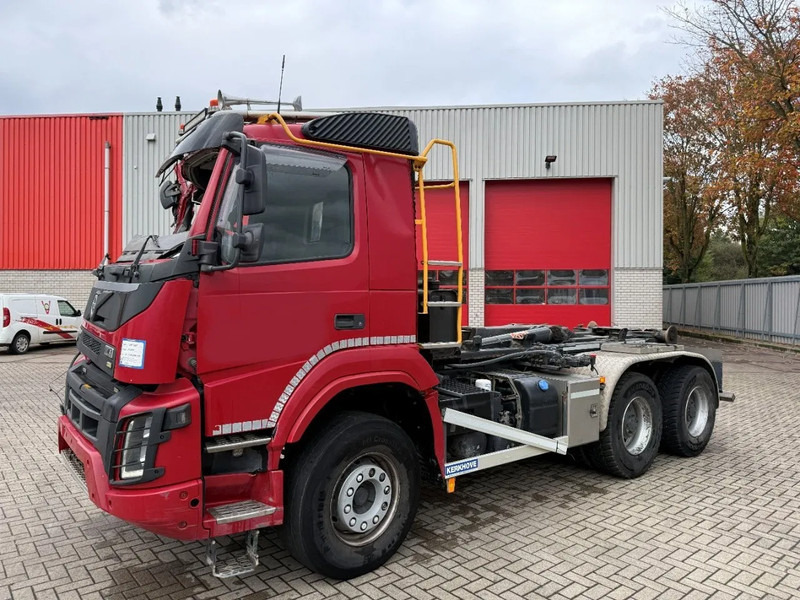 Volvo FMX4-500 / ENGINE RUNNING / VEB+ / 6X4 / BIG AXLE / AJK 20 TON HOOKLIFT / ONLY:276433 KM / AUTOMATIC / EURO-6 / 2020 - Kancalı yükleyici kamyon: fotoğraf 2 Volvo FMX4-500 / ENGINE RUNNING / VEB+ / 6X4 / BIG AXLE / AJK 20 TON HOOKLIFT / ONLY:276433 KM / AUTOMATIC / EURO-6 / 2020 - Kancalı yükleyici kamyon: fotoğraf 2