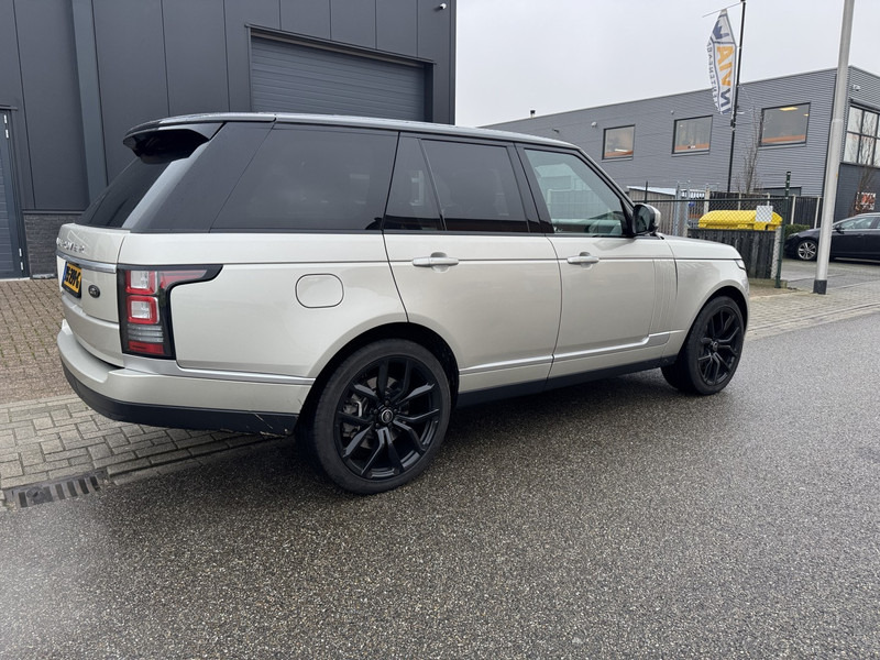 Land Rover Range Rover 4.4 SDV8, Autobio,Std-Heiz,Massage,Soft-Close, Full - Binek araba: fotoğraf 3 Land Rover Range Rover 4.4 SDV8, Autobio,Std-Heiz,Massage,Soft-Close, Full - Binek araba: fotoğraf 3