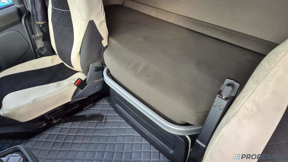 SCANIA R450 N320 HIGH LINE EURO 6 - Çekici: fotoğraf 5 SCANIA R450 N320 HIGH LINE EURO 6 - Çekici: fotoğraf 5