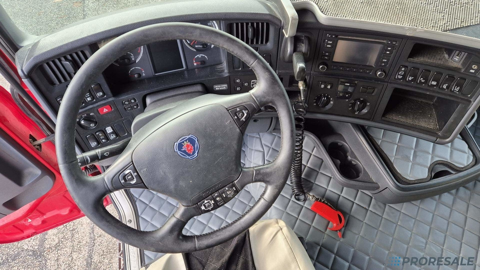 SCANIA R450 N320 HIGH LINE EURO 6 - Çekici: fotoğraf 4 SCANIA R450 N320 HIGH LINE EURO 6 - Çekici: fotoğraf 4