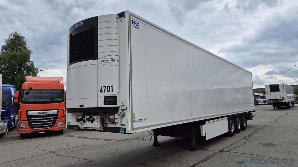 KRONE COOL LINER SD mrazírenský - MULTITEMP - dělící stěna + agregát CARRIER VECTOR 1950 Mt - Frigorifik dorse: fotoğraf 2 KRONE COOL LINER SD mrazírenský - MULTITEMP - dělící stěna + agregát CARRIER VECTOR 1950 Mt - Frigorifik dorse: fotoğraf 2