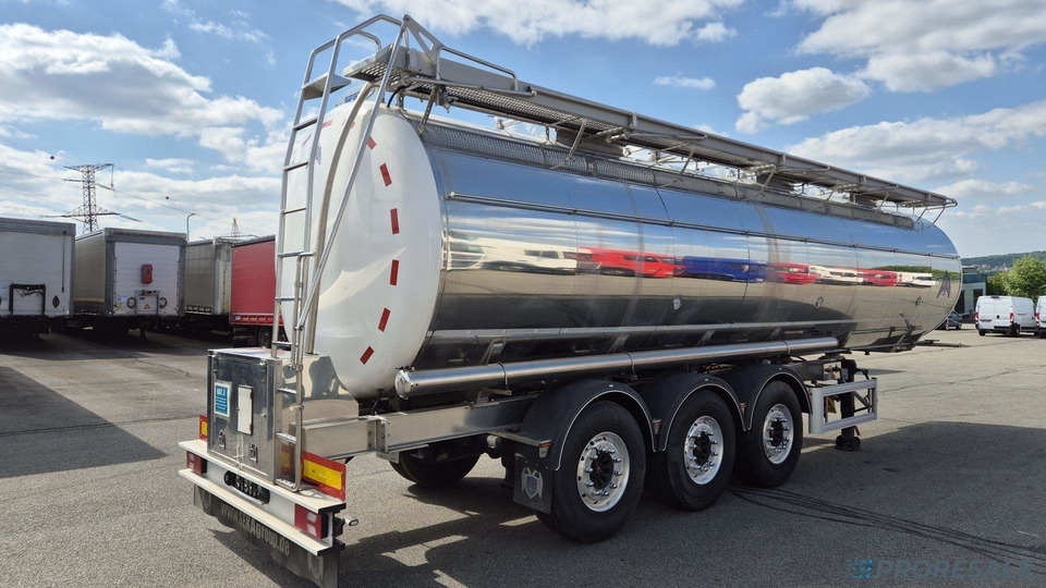 OSTATNÍ SEKA SPSTT/11C/38A1 - Potravinářská cisterna výpustná 31 m3 - 3 komory - Tanker dorse: fotoğraf 3 OSTATNÍ SEKA SPSTT/11C/38A1 - Potravinářská cisterna výpustná 31 m3 - 3 komory - Tanker dorse: fotoğraf 3