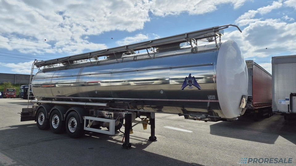 OSTATNÍ SEKA SPSTT/11C/38A1 - Potravinářská cisterna výpustná 31 m3 - 3 komory - Tanker dorse: fotoğraf 1 OSTATNÍ SEKA SPSTT/11C/38A1 - Potravinářská cisterna výpustná 31 m3 - 3 komory - Tanker dorse: fotoğraf 1