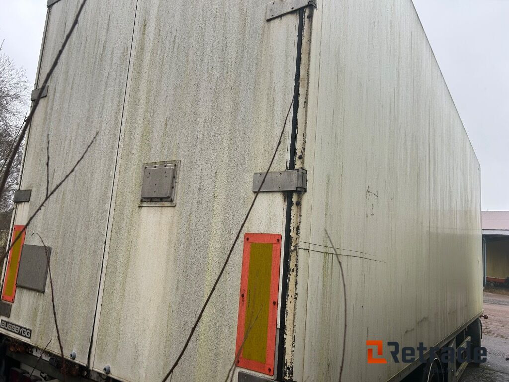 2004 SKAPHENGER TRAILER-BYGG 2003 - Kapalı karoser römork: fotoğraf 2 2004 SKAPHENGER TRAILER-BYGG 2003 - Kapalı karoser römork: fotoğraf 2