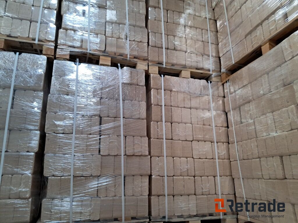 5 paller RUF træbriketter - İnşaat ekipmanı: fotoğraf 1 5 paller RUF træbriketter - İnşaat ekipmanı: fotoğraf 1