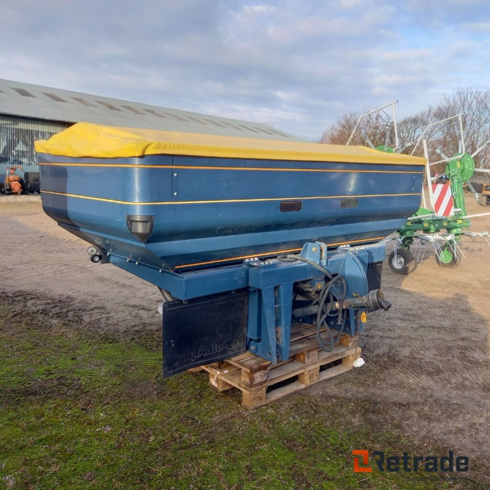 Bøgballe M2W 3000 L. Gødningspreder. - Gübre serpme makinesi: fotoğraf 1 Bøgballe M2W 3000 L. Gødningspreder. - Gübre serpme makinesi: fotoğraf 1