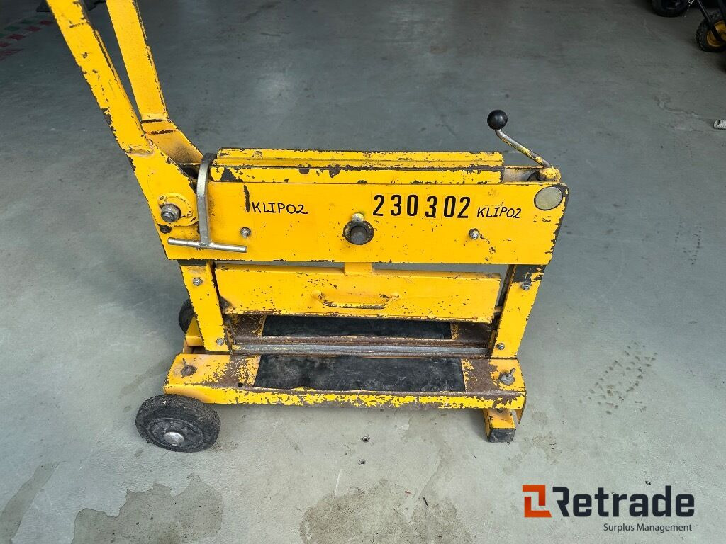 Fliseklipper - İnşaat ekipmanı: fotoğraf 2 Fliseklipper - İnşaat ekipmanı: fotoğraf 2