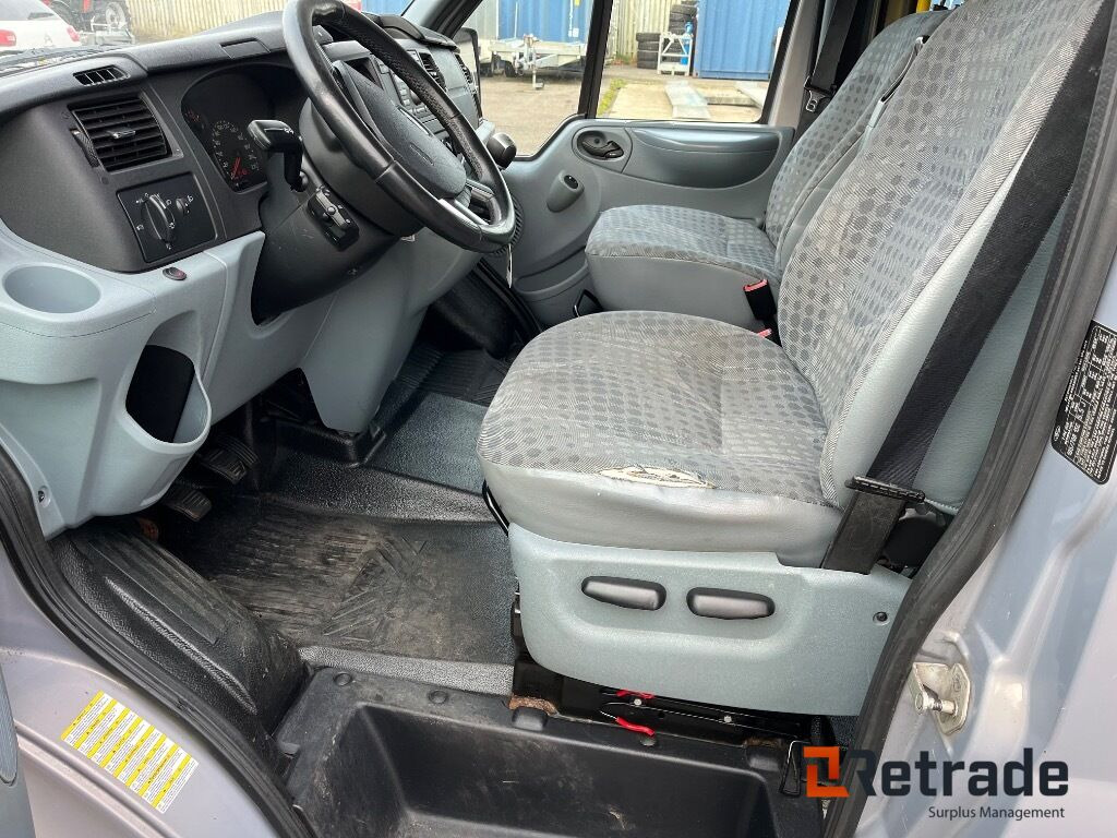 Minibus med lift FORD TRANSIT KOMBI 300L F 2,2 TDCI - Minibüs, Minivan: fotoğraf 5 Minibus med lift FORD TRANSIT KOMBI 300L F 2,2 TDCI - Minibüs, Minivan: fotoğraf 5