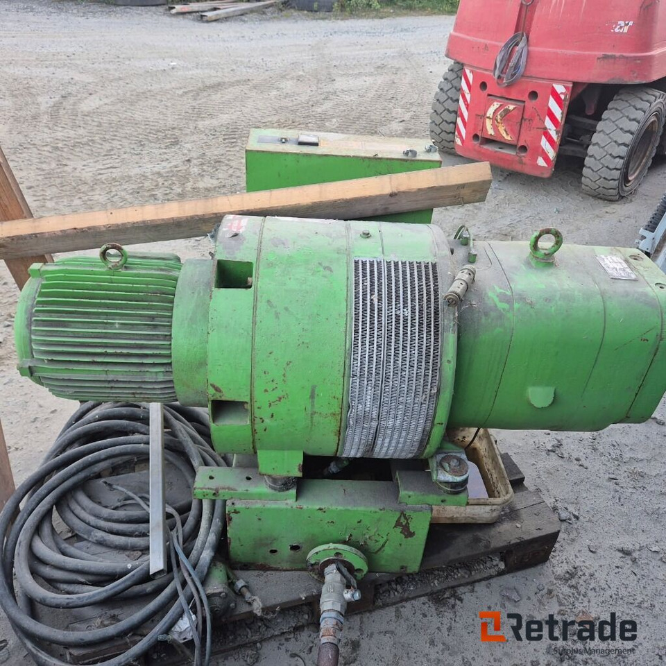 SULLAIR skruekompressor m/tank - Hava kompresörü: fotoğraf 5 SULLAIR skruekompressor m/tank - Hava kompresörü: fotoğraf 5