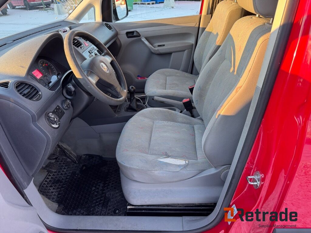 Skåpbil VW Caddy 1.9 TDI - Binek araba: fotoğraf 5 Skåpbil VW Caddy 1.9 TDI - Binek araba: fotoğraf 5