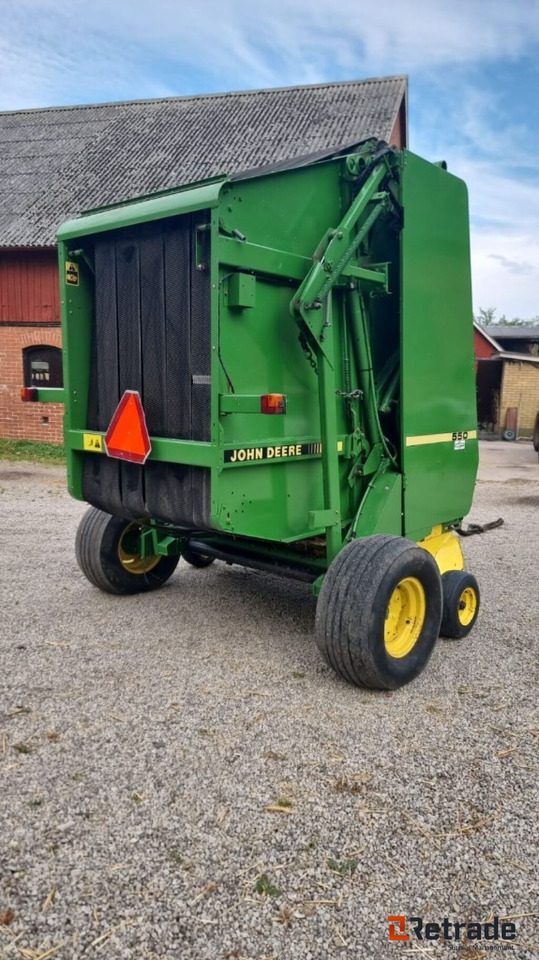 Rundbalspress John Deere 580 - Tarım araçları: fotoğraf 3 Rundbalspress John Deere 580 - Tarım araçları: fotoğraf 3