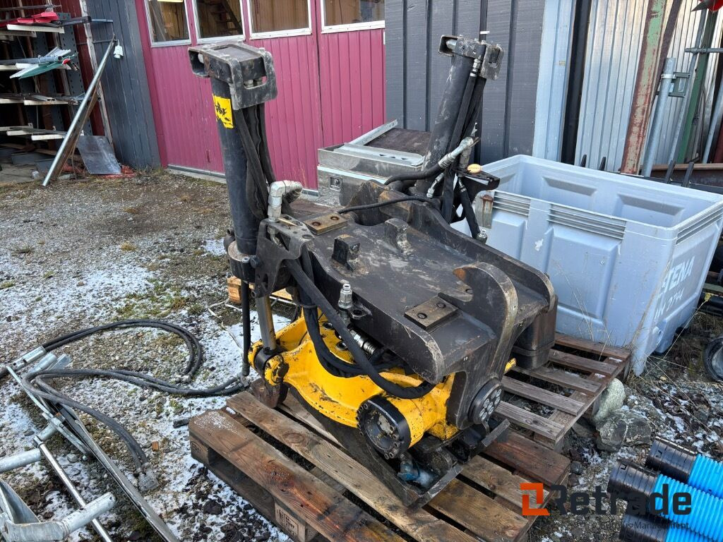 Tiltrotator Engcon EC233-S2-S2-SS9 - İnşaat ekipmanı: fotoğraf 1 Tiltrotator Engcon EC233-S2-S2-SS9 - İnşaat ekipmanı: fotoğraf 1