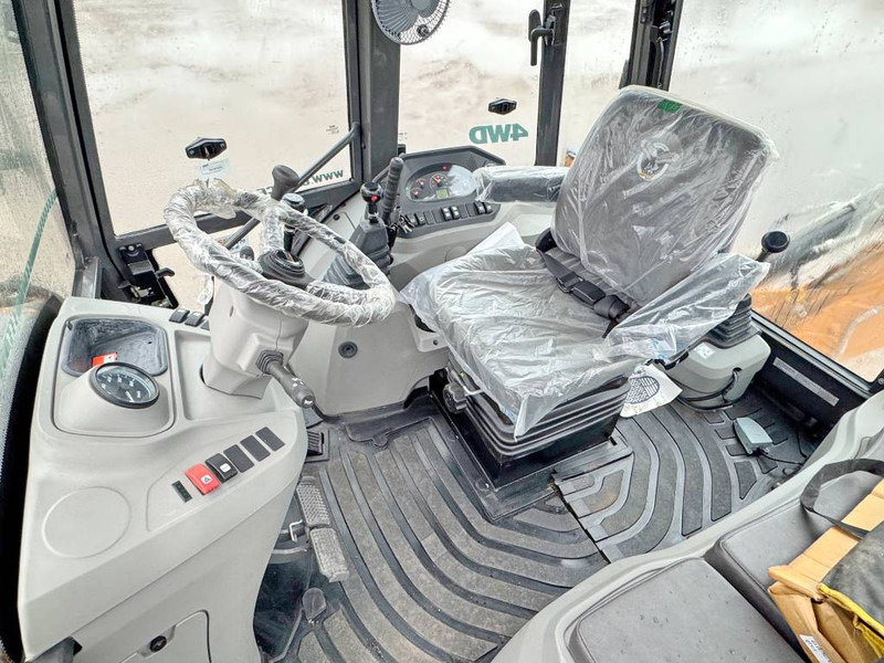 Case 770EX 4WD - New / Unused / Hammer Lines - Iş makinesi: fotoğraf 5 Case 770EX 4WD - New / Unused / Hammer Lines - Iş makinesi: fotoğraf 5